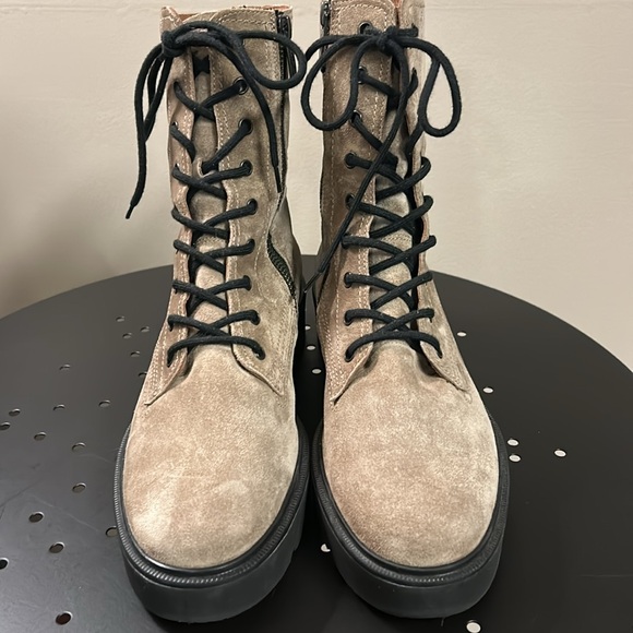 PAUL GREEN ‘Jackson’ Lug Sole Lace Boot, Tan, UK 6.5/US 9, EXCELLENT CONDITION - Picture 4 of 15